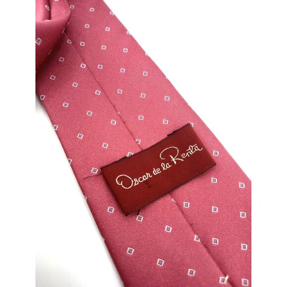 Oscar De La Renta Mens Red Burgundy Tie With Square Pattern Vintage Classic Wear - Picture 7 of 16